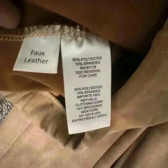 Tahari Faux Suede Leggings in Camel Color Women’s Size Small Stylish Comfortable - Picture 4 of 7